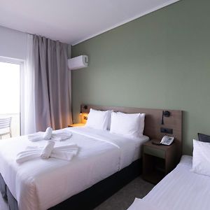 Triple Room Sea View